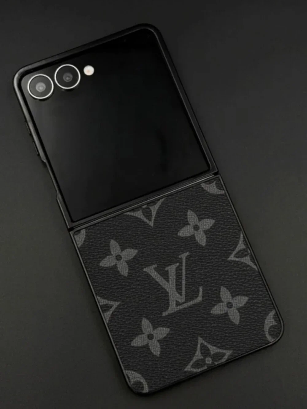 NEW ▪ LV Monogram Samsung Galaxy Z Flip 7 Case ▪︎ Blk/Gry